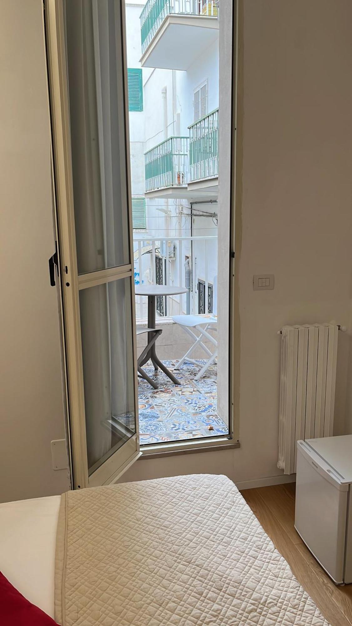 Rosarias Rooms Manfredonia Eksteriør billede